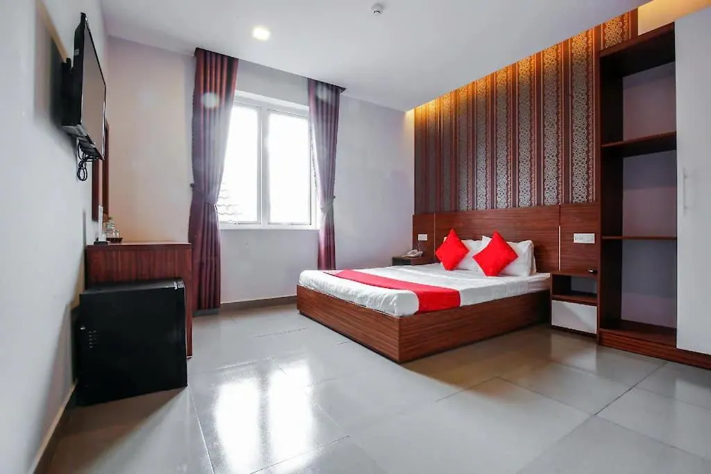 Blue Luxury Hotel Da Nang