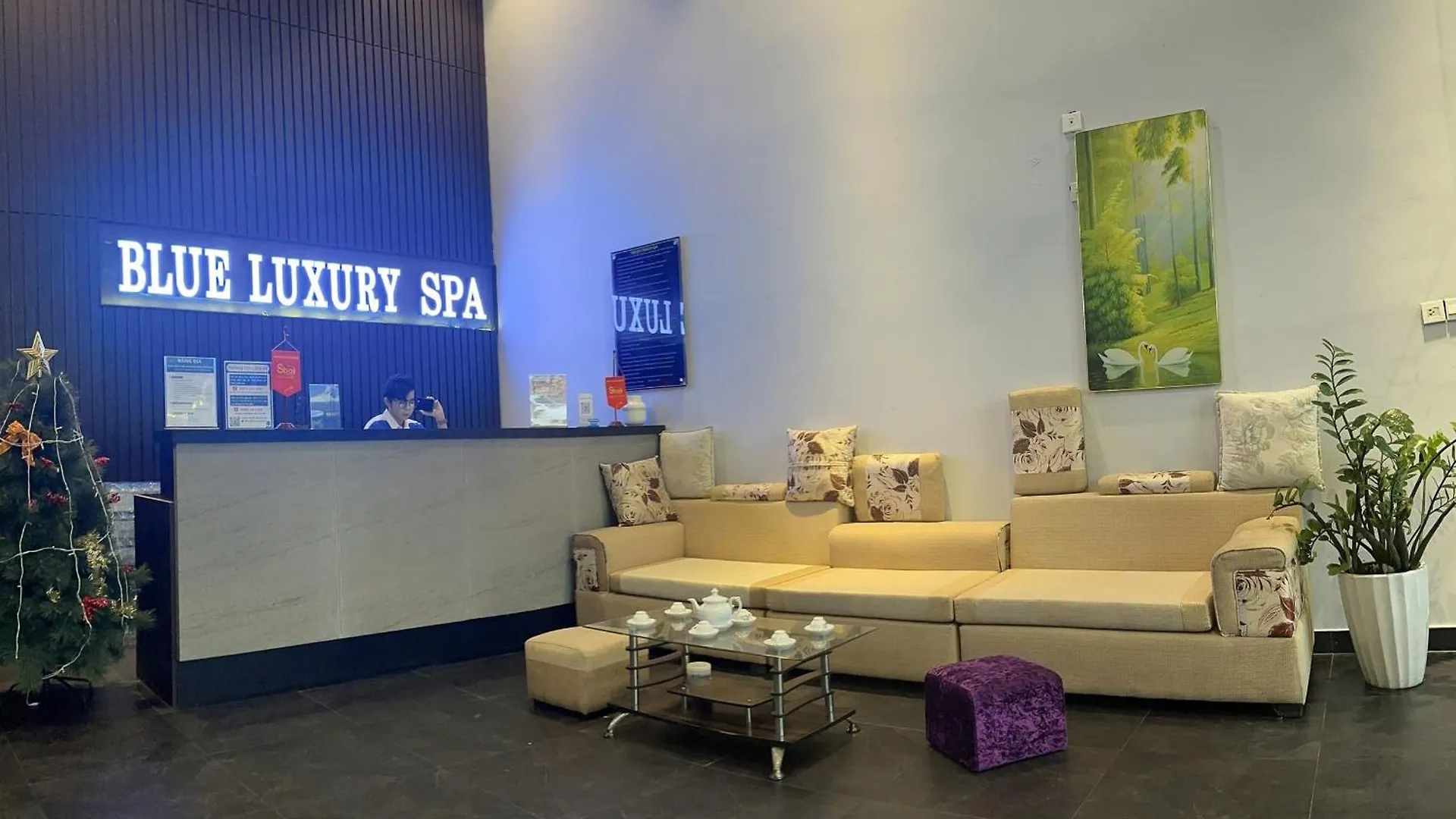 Blue Luxury Hotel Da Nang